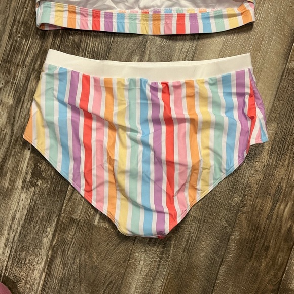 Colorful Striped Bikini Set Size XXL - Picture 9 of 11